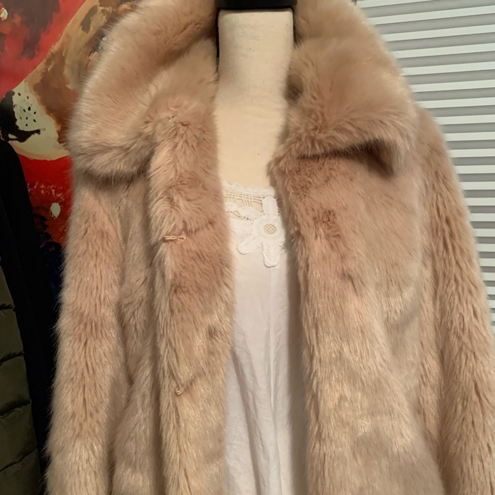 TOPSHOP FAUX FUR JACKET, Size 6